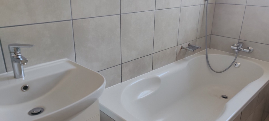 3 Bedroom Property for Sale in Ngwenya River Estate North West